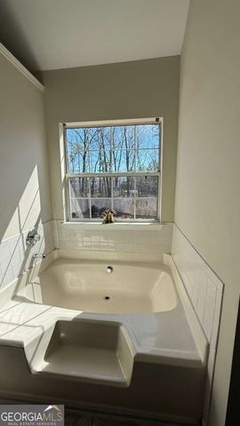 518 Carriage Walk Path, Stone Mountain, GA 30087