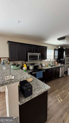 518 Carriage Walk Path, Stone Mountain, GA 30087