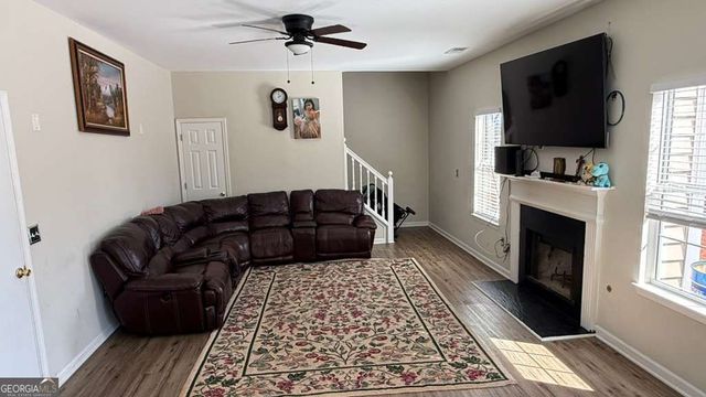 518 Carriage Walk Path, Stone Mountain, GA 30087