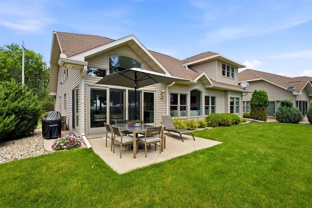 935 BRIGHTON DRIVE, Menasha, WI 54952