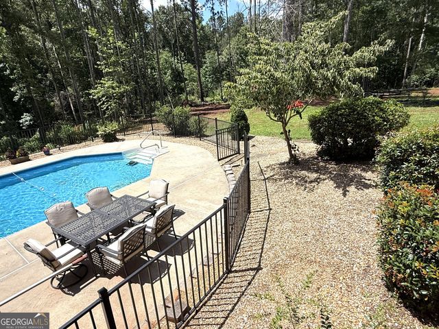 725 Musgrove Road, Griffin, GA 30223