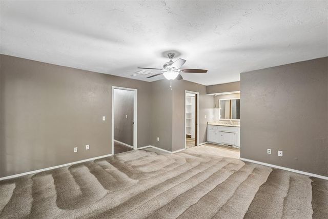 912 E 10th Street, Edmond, OK 73034
