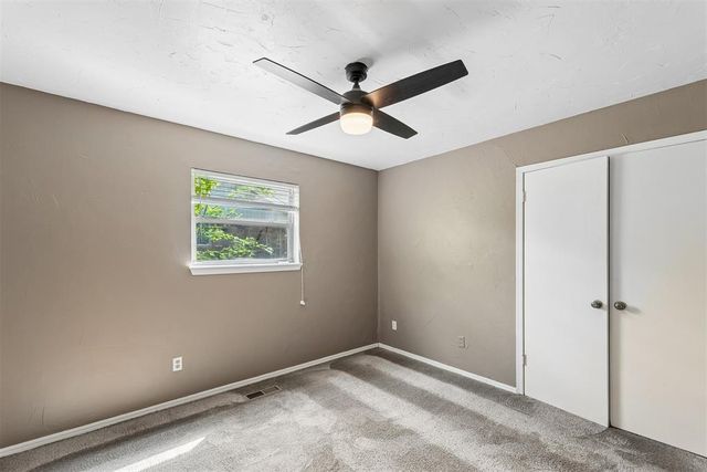 912 E 10th Street, Edmond, OK 73034