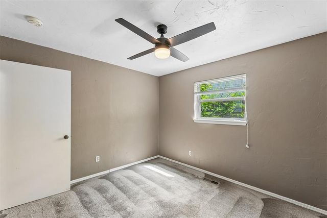912 E 10th Street, Edmond, OK 73034