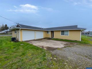 4360 Monroe Av NE, Salem, OR 97301