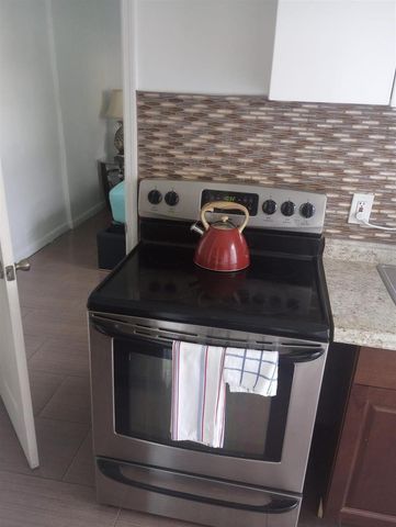 3413 NASSAU Drive, Miramar, FL 33023