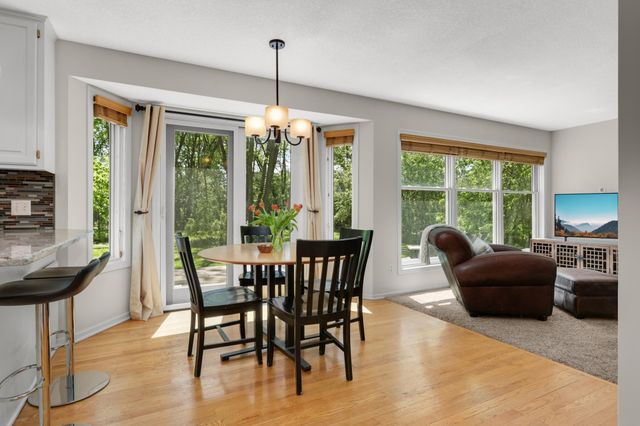 26165 Oak Leaf Trail, Excelsior, MN 55331