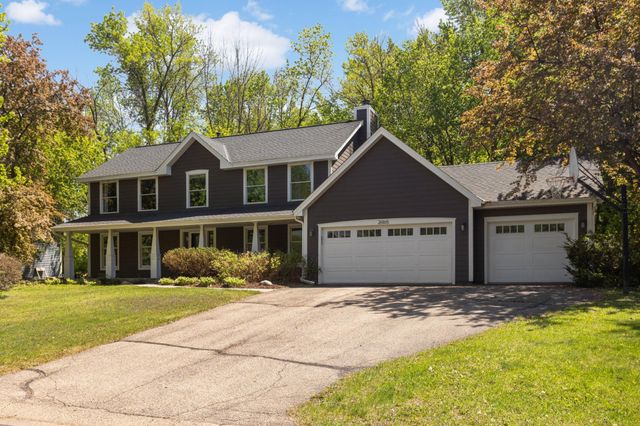 26165 Oak Leaf Trail, Excelsior, MN 55331