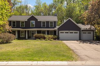 26165 Oak Leaf Trail, Excelsior, MN 55331