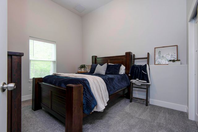 3391 N Wright Wood Avenue, Springfield, MO 65803