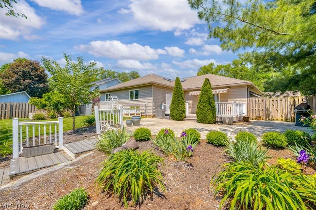 6294 Old Virginia Lane, Parma Heights, OH 44130
