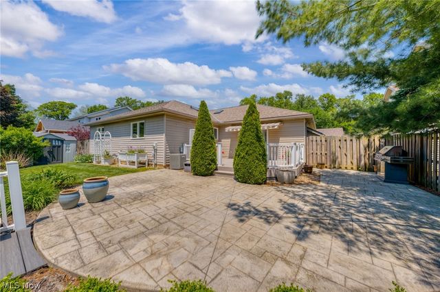6294 Old Virginia Lane, Parma Heights, OH 44130