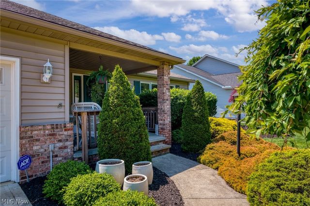 6294 Old Virginia Lane, Parma Heights, OH 44130