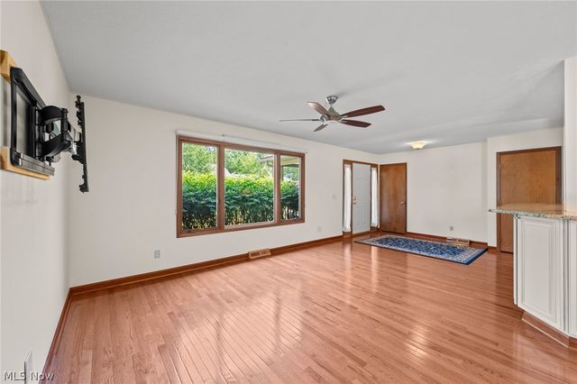6294 Old Virginia Lane, Parma Heights, OH 44130
