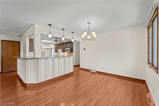 6294 Old Virginia Lane, Parma Heights, OH 44130