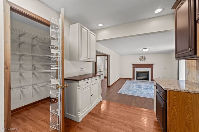 6294 Old Virginia Lane, Parma Heights, OH 44130