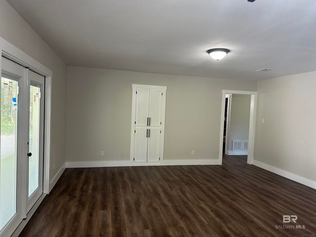 24421 Highway 98, Elberta, AL 36530