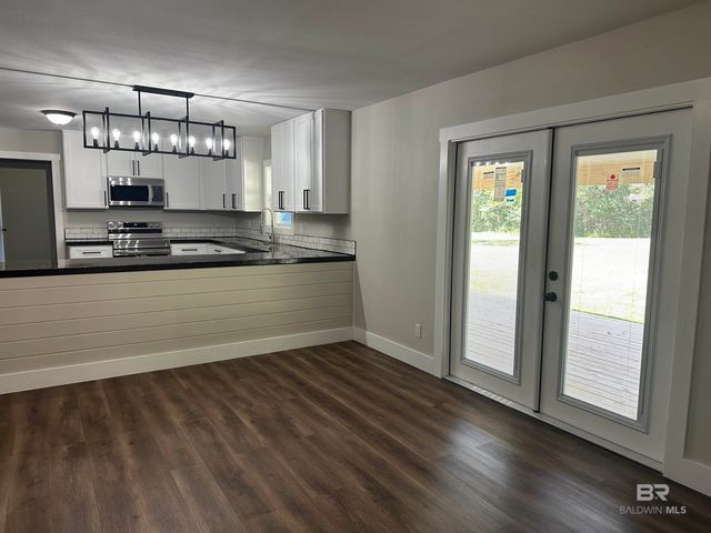 24421 Highway 98, Elberta, AL 36530