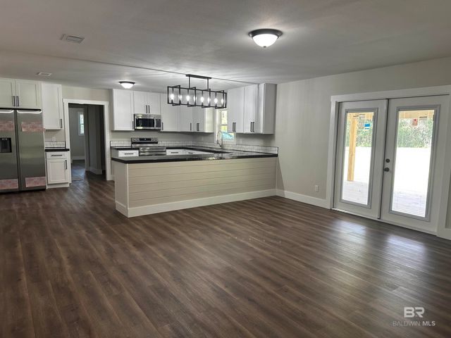 24421 Highway 98, Elberta, AL 36530