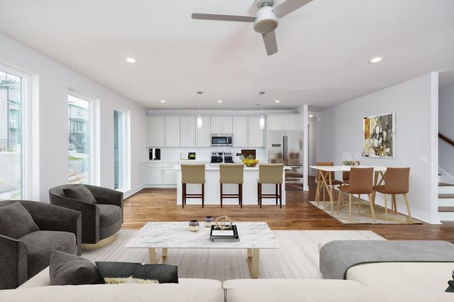 11 Fern Ave, Nashville, TN 37207