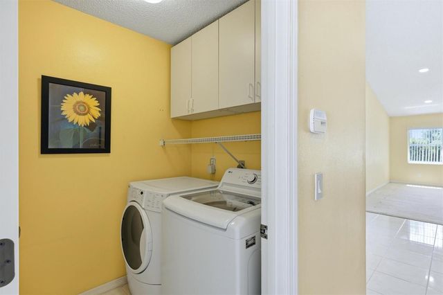5157 39TH STREET W, Bradenton, FL 34210