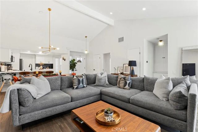 2154 E Wellington, Santa Ana, CA 92701