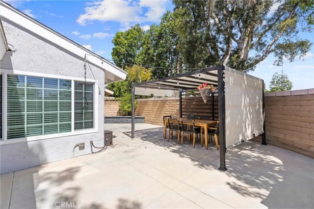 2154 E Wellington, Santa Ana, CA 92701