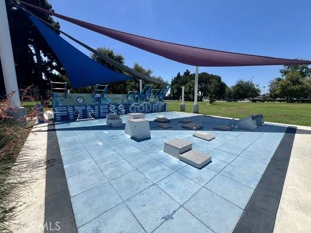 2154 E Wellington, Santa Ana, CA 92701