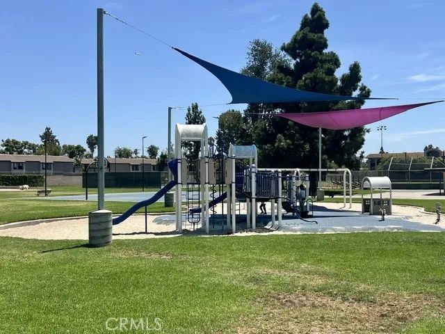 2154 E Wellington, Santa Ana, CA 92701
