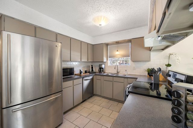 2405 La Casa DR A, Austin, TX 78704