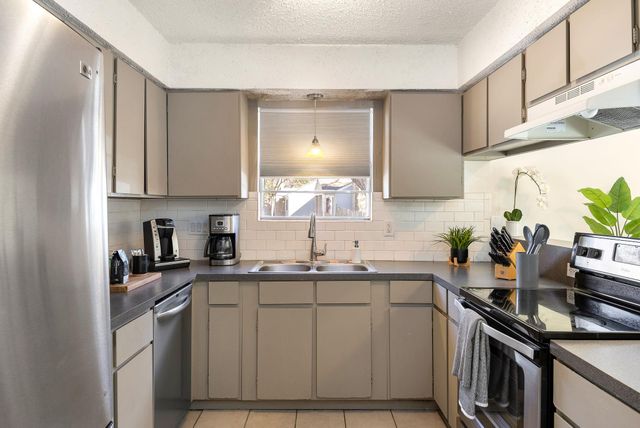2405 La Casa DR A, Austin, TX 78704