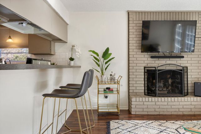 2405 La Casa DR A, Austin, TX 78704