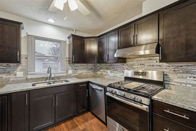 818 SE Cortina Drive, Ankeny, IA 50021