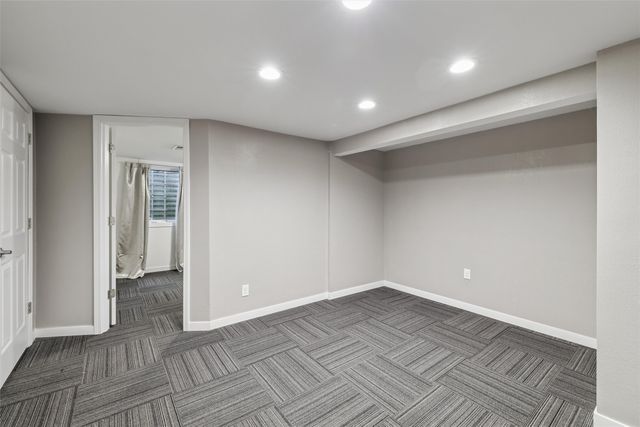 818 SE Cortina Drive, Ankeny, IA 50021