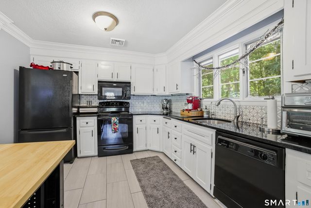 14 Dean Drive, Bolton, CT 06043