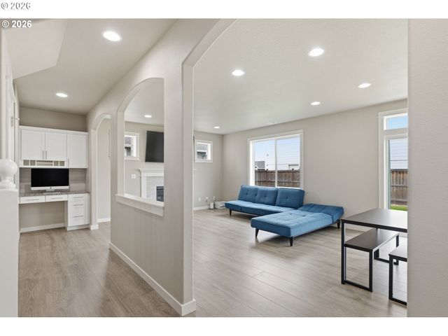1285 TIRION Ave, Eugene, OR 97404