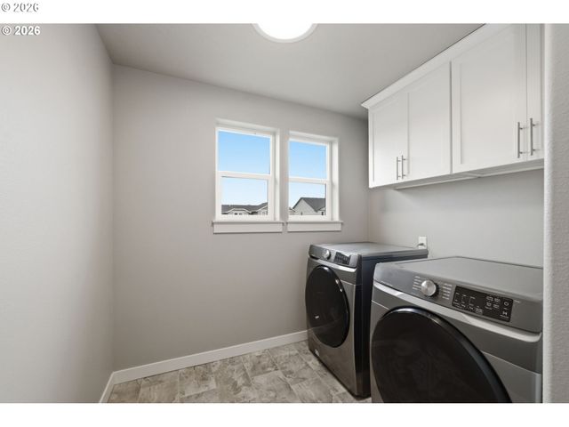 1285 TIRION Ave, Eugene, OR 97404