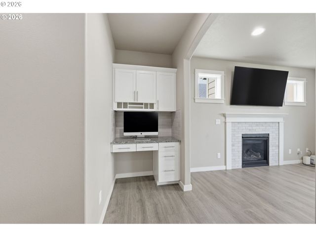 1285 TIRION Ave, Eugene, OR 97404