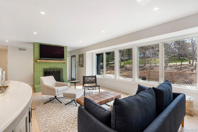 123 Windward, East Hampton, NY 11937