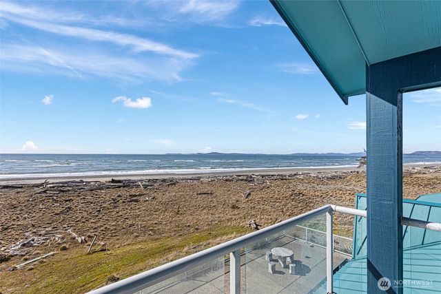 913 Riley Road, Oak Harbor, WA 98277