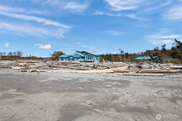 913 Riley Road, Oak Harbor, WA 98277
