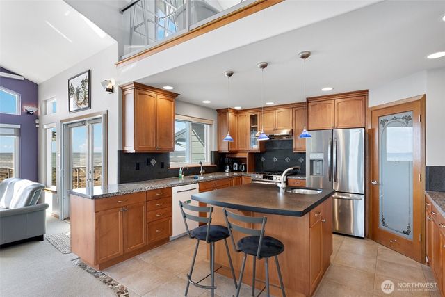913 Riley Road, Oak Harbor, WA 98277
