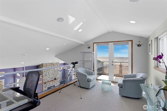 913 Riley Road, Oak Harbor, WA 98277