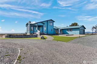 913 Riley Road, Oak Harbor, WA 98277