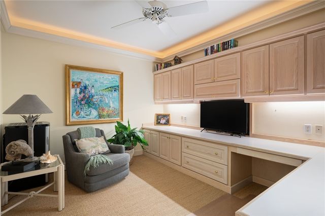 1250 W Southwinds Boulevard 215, Vero Beach, FL 32963