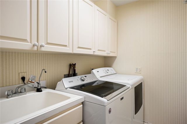 1250 W Southwinds Boulevard 215, Vero Beach, FL 32963