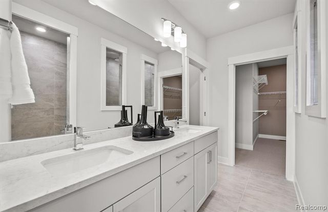 5627 Lewiston Road, Canton, MI 48188