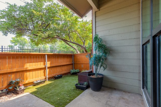 8404 Forest Lane 203, Dallas, TX 75243