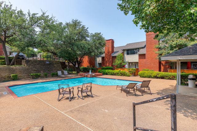 8404 Forest Lane 203, Dallas, TX 75243