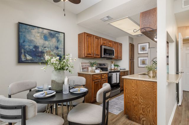 8404 Forest Lane 203, Dallas, TX 75243
